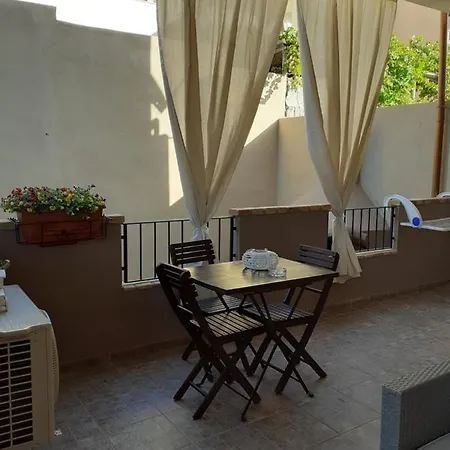 فندق مبيت وإفطار Marzo '51 فيلاّسيمِيوس